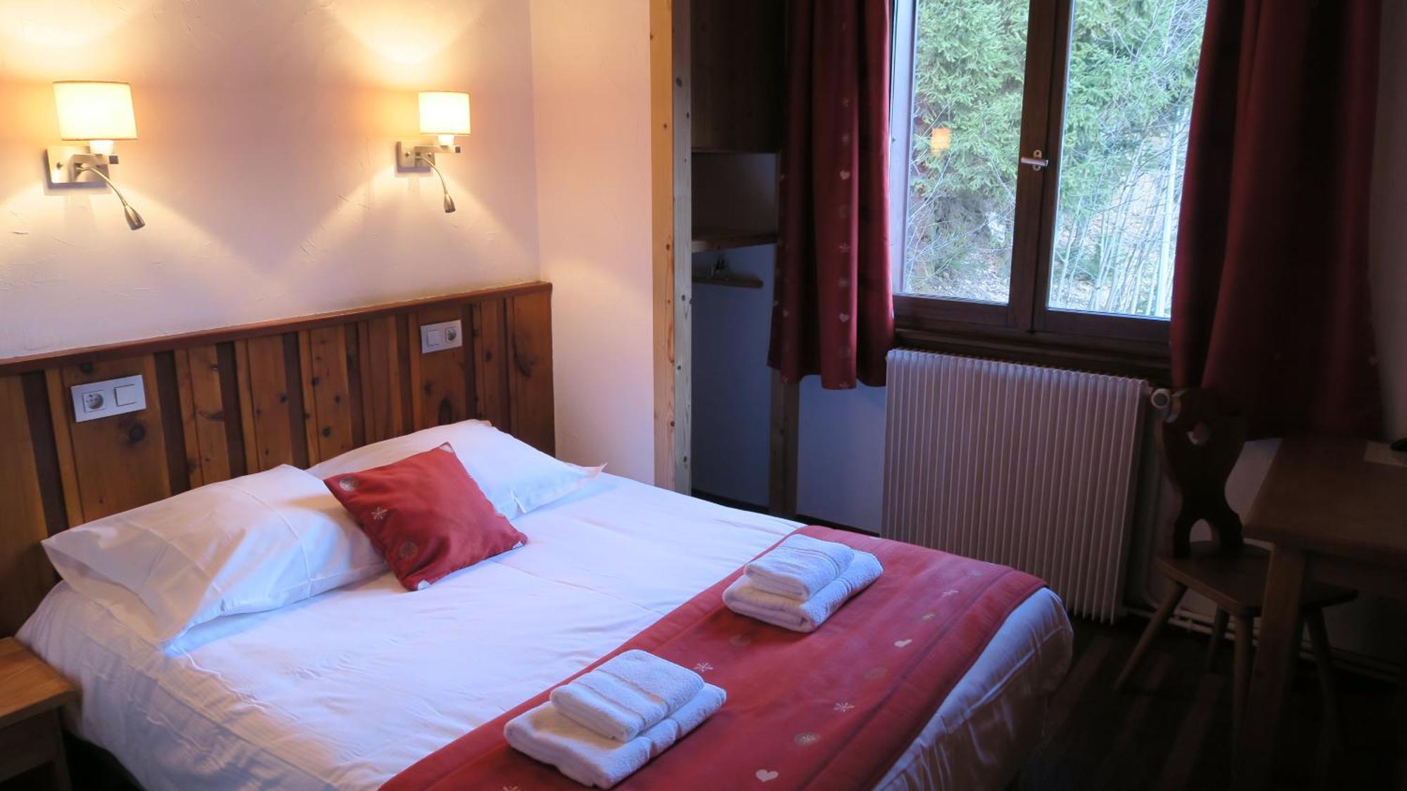 Le Dahu Hotel Chamonix Phòng bức ảnh