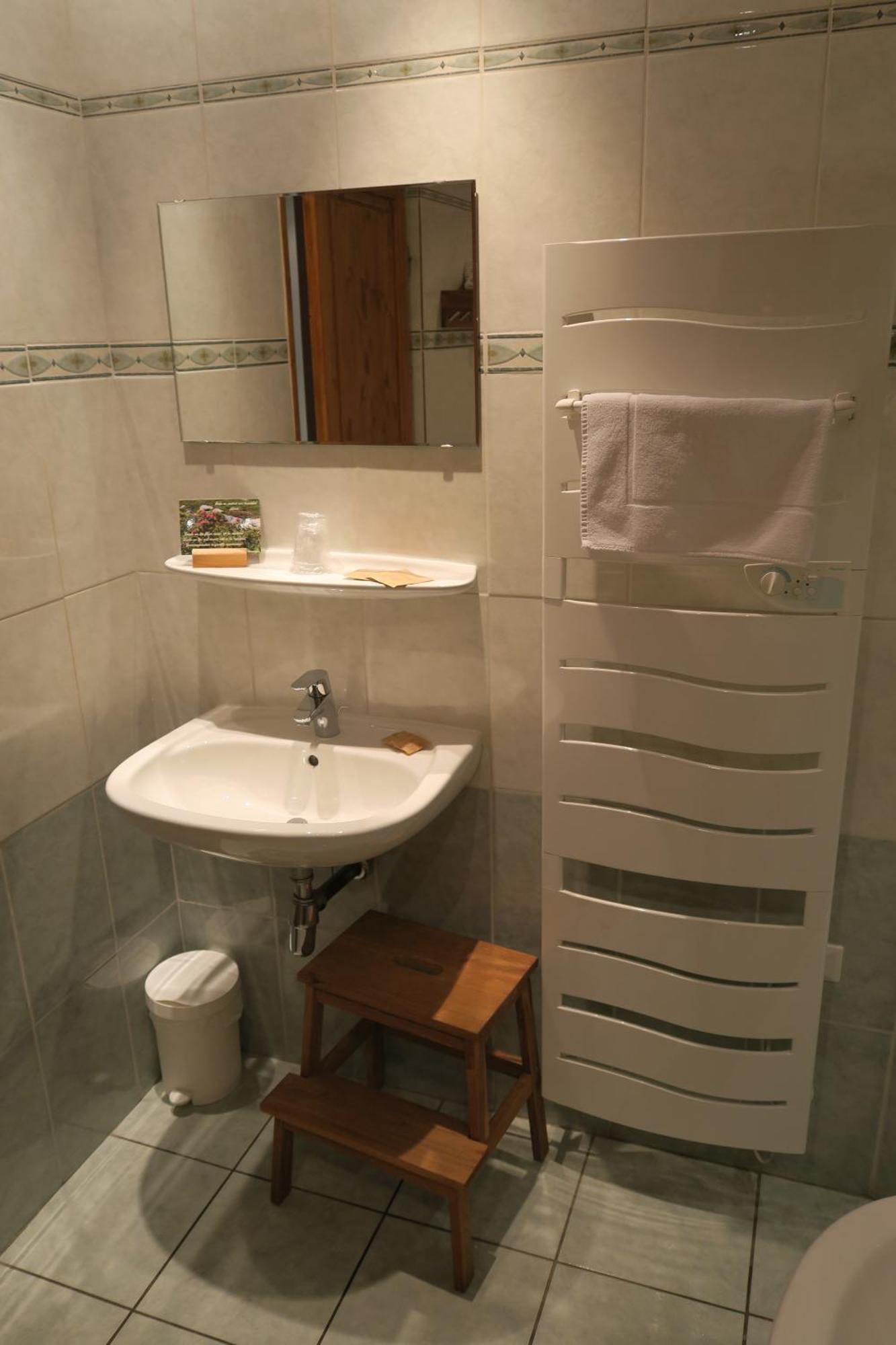 Le Dahu Hotel Chamonix Phòng bức ảnh